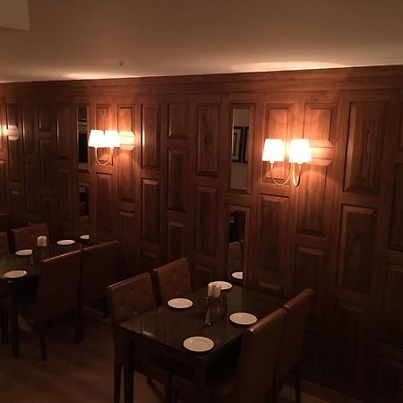 Hotel President Dehradun Eksteriør billede