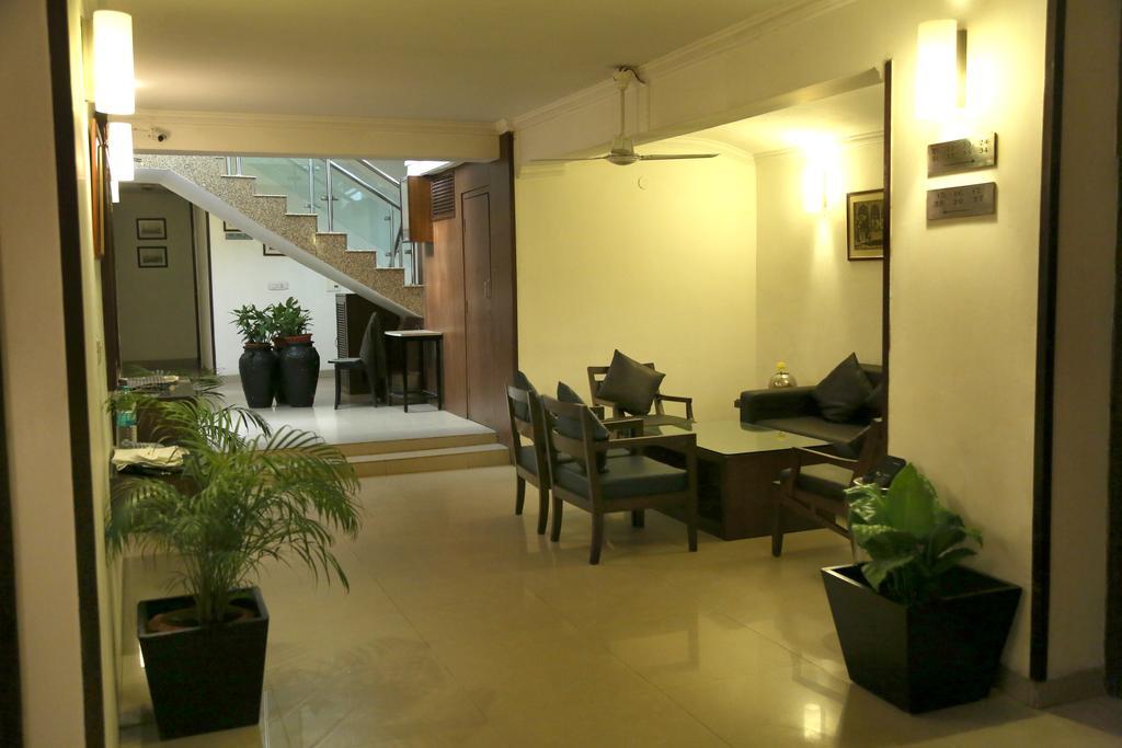 Hotel President Dehradun Eksteriør billede